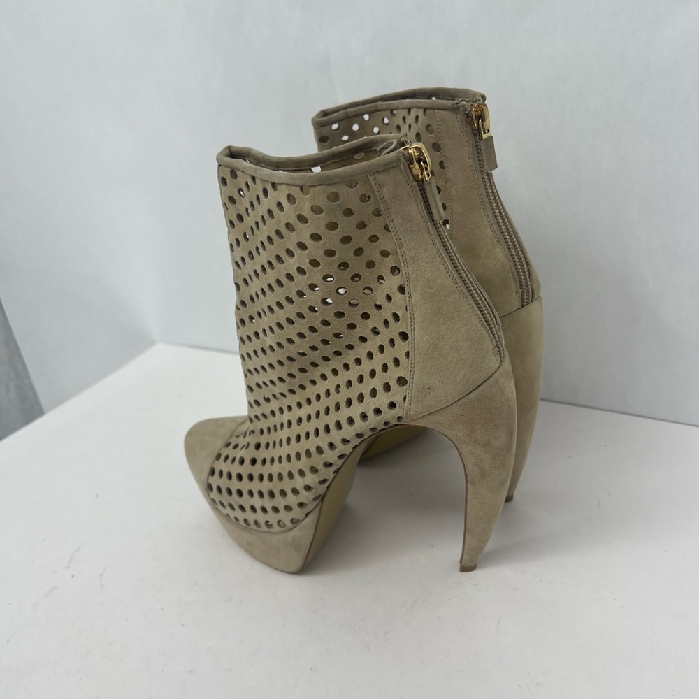 Walter Steiger suede Lobster Claw Heeled Boots - Picture 9 of 17